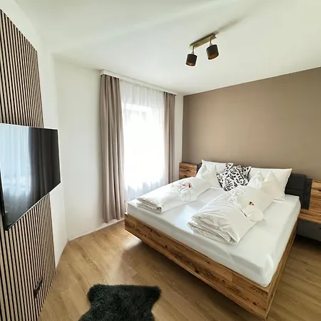 Alpin Am Dorfbrunnen Junior Apartment *