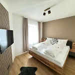 Alpin Am Dorfbrunnen Junior Apartment *